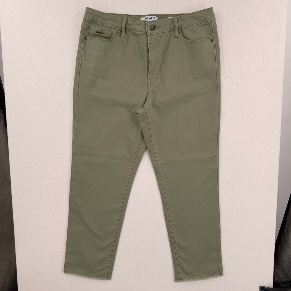 Nine West Women's Capris Olive Green